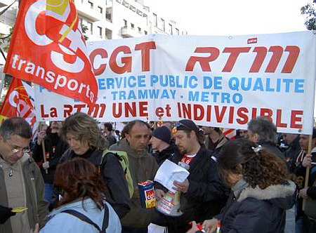 Plus de 25.000 manifestants à Paris pour la défense ... 19_novembre_2005