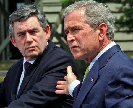 http://bellaciao.org/fr/IMG/jpg/Gordon_Brown_Bush.jpg