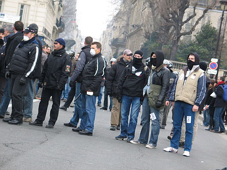 Magouilles police ds manif du 23 ... faire suivre Police_23_-_03