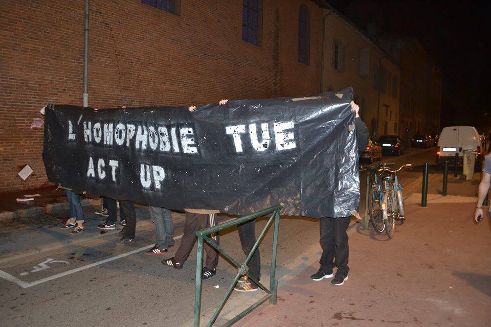 mariage pour tous-tes - Page 6 Zap_toulouse_300913