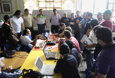 Le nouveau cycle de développement de Canaima GNU-Linux a été défini dans cette rencontre tenue à Barinas, Universidad Nacional Experimental