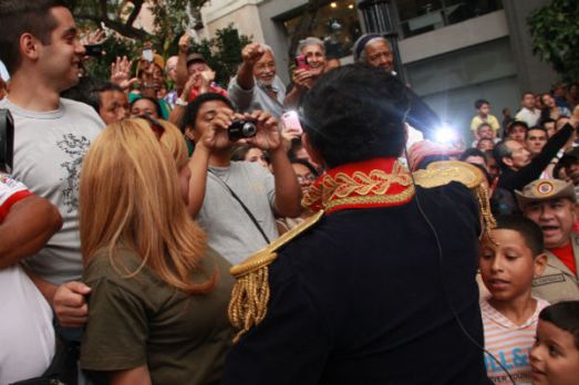 Entrée triomphale de Simón Bolívar (Caracas 6 août 2013)