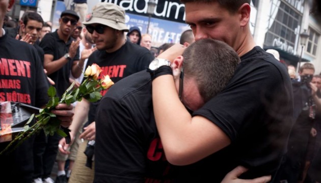 Manifestations de soutien a Clément Méric, sur les lieux de l’assassinat, passage du Havre (CHAMPALAUNE ROMAIN/SIPA)