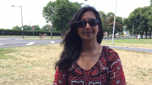 Kshama Sawant, conseillère municipale de Seattle, en marge de la convention démocrate de Philadelphie (Pennsylvanie, Etats-Unis), le 27 juillet 2016.